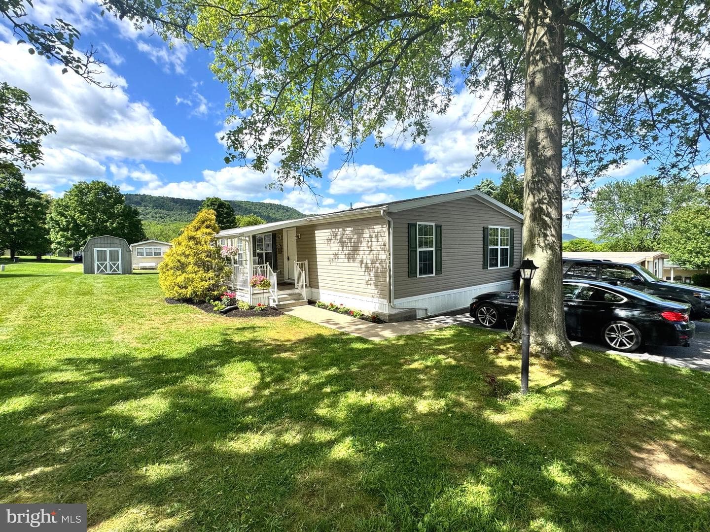 328 Hickory Street photo 57