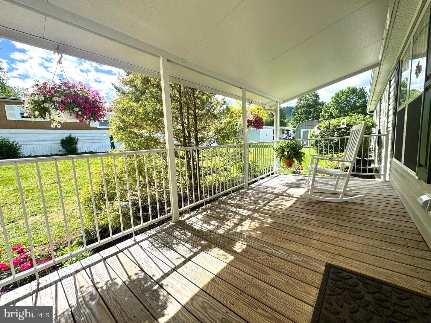 328 Hickory Street photo 6