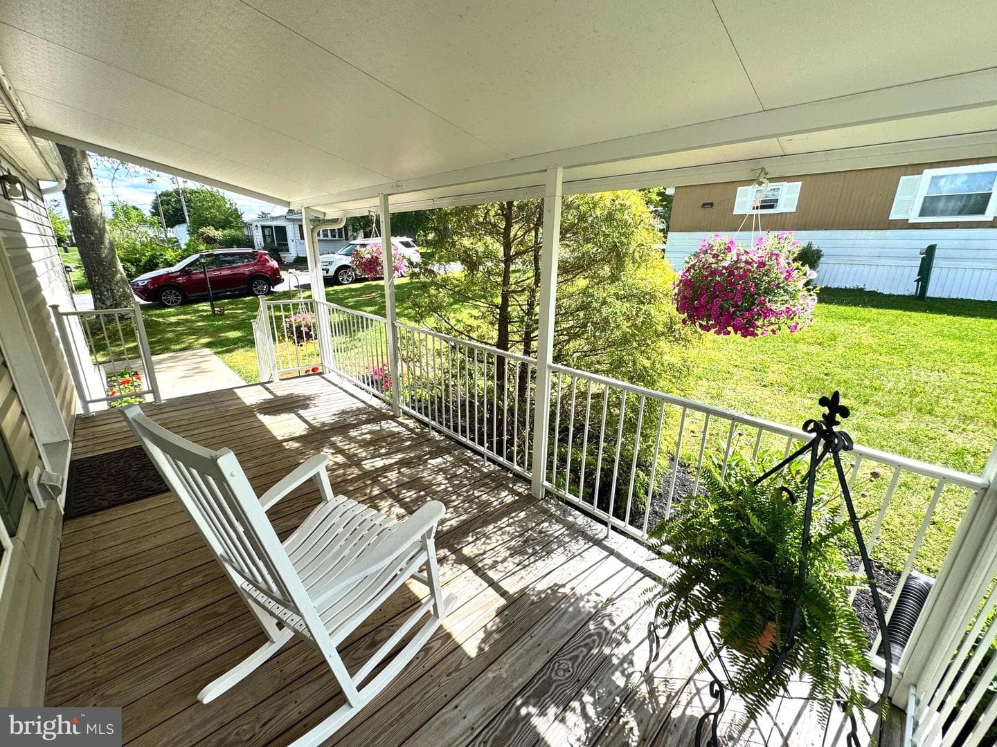 328 Hickory Street photo 7
