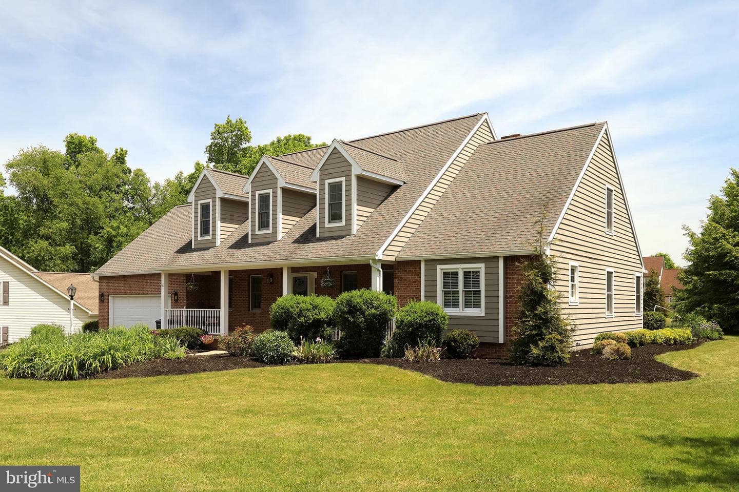 1424 Megan Drive photo 3