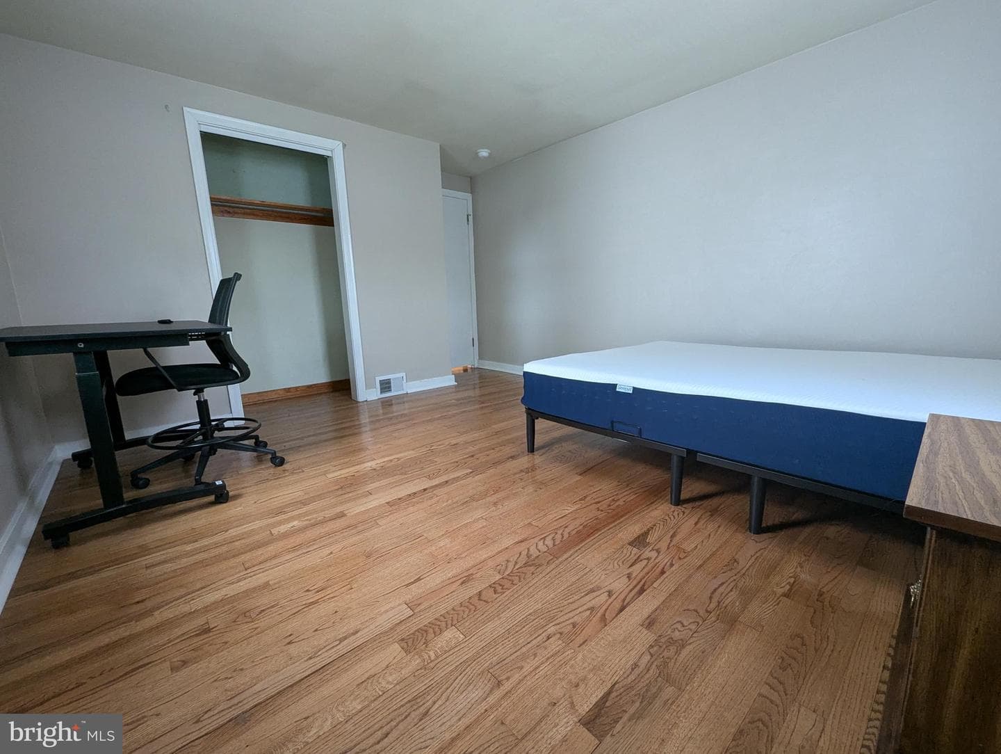 130 Logan Avenue photo 20