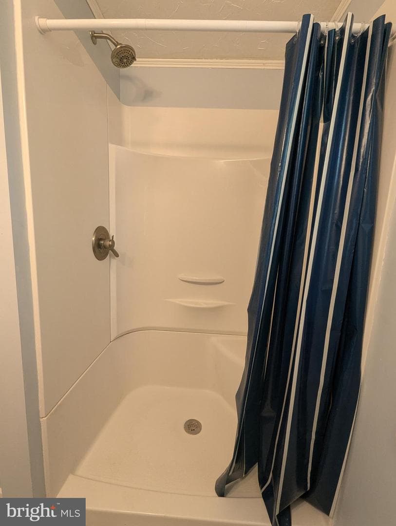130 Logan Avenue photo 28