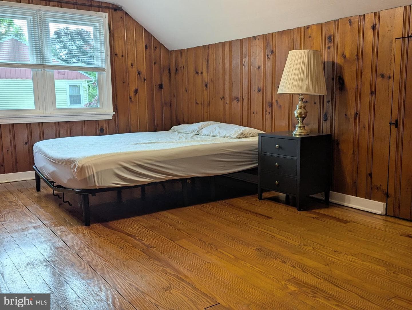 130 Logan Avenue photo 30