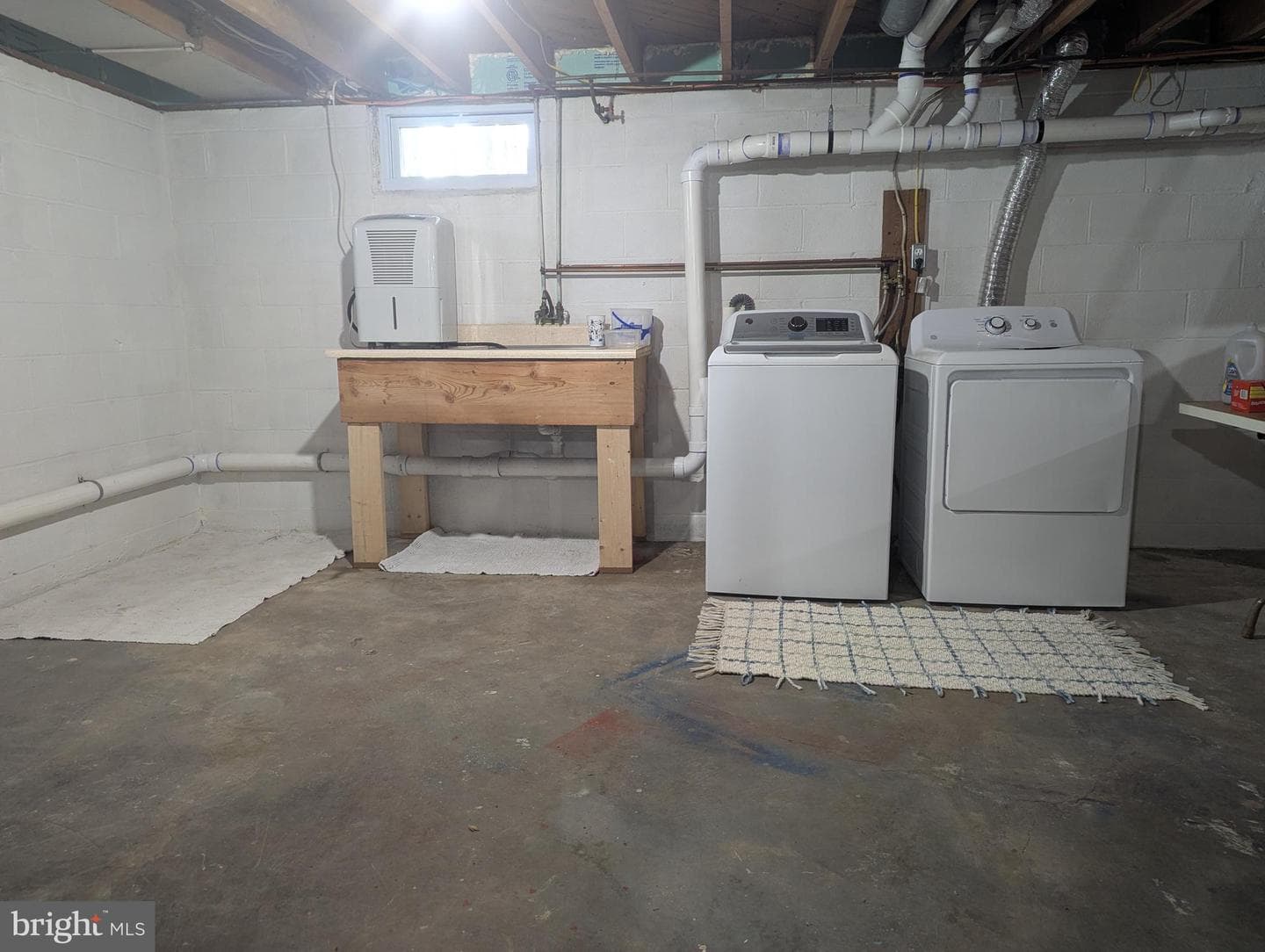 130 Logan Avenue photo 43