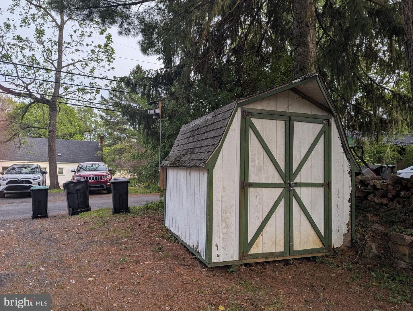 130 Logan Avenue photo 57