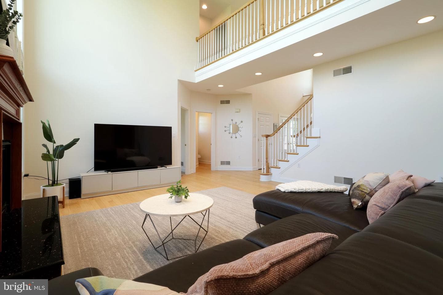 1252 Barnstable Lane photo 13