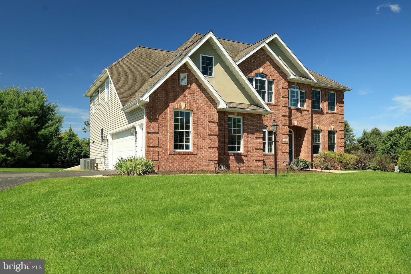1252 Barnstable Lane photo 3
