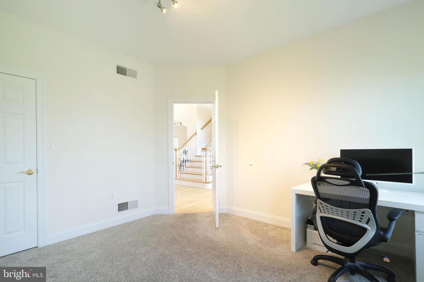 1252 Barnstable Lane photo 31