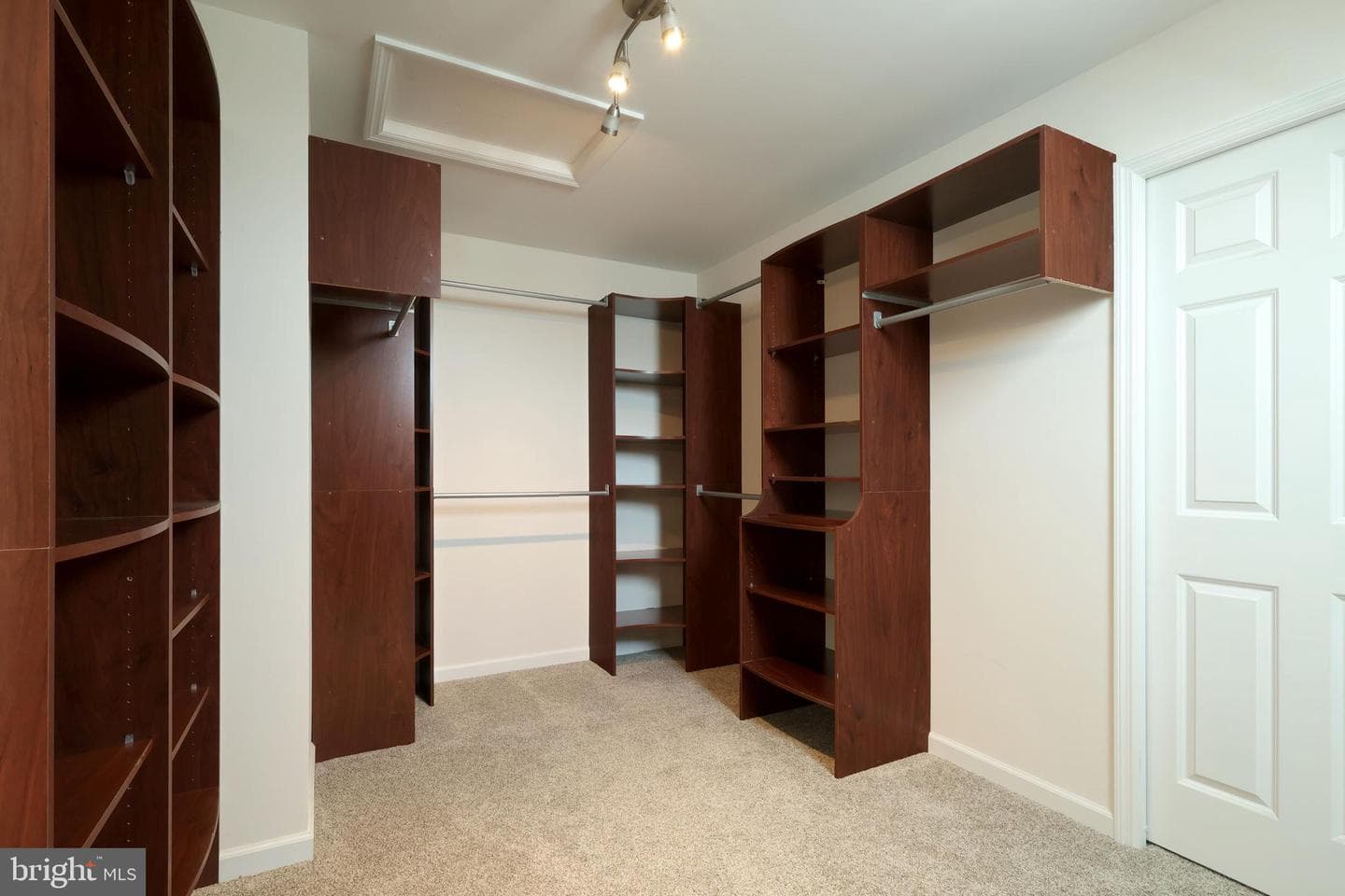 1252 Barnstable Lane photo 46