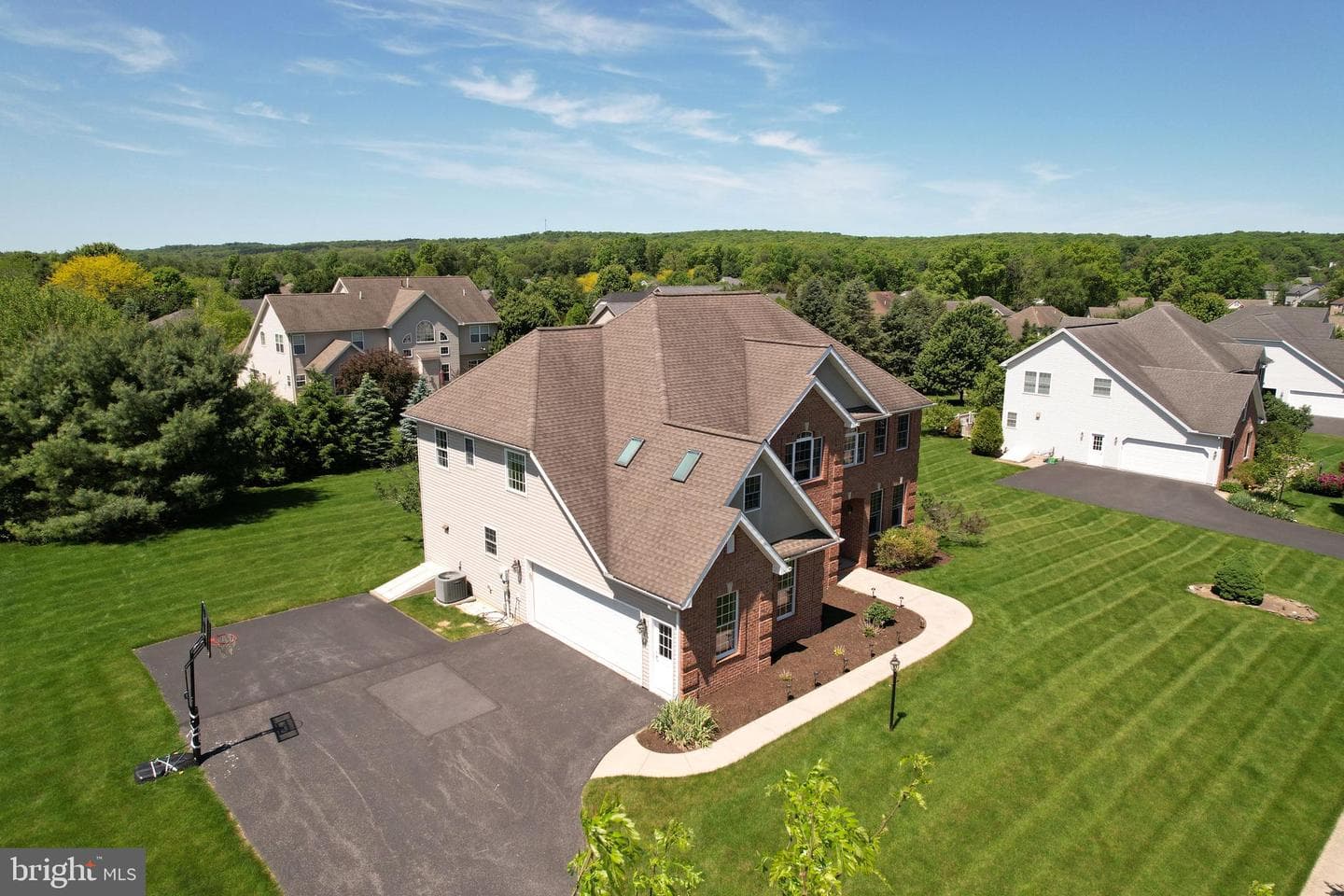 1252 Barnstable Lane photo 5