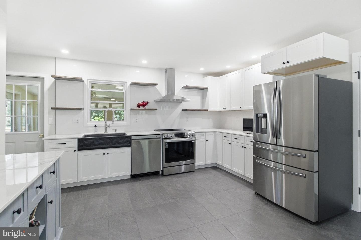 791 Loch Lomond Road photo 3