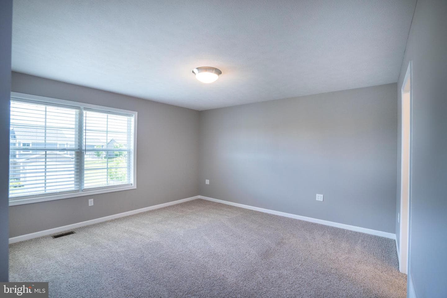 121 Caymus Drive photo 28