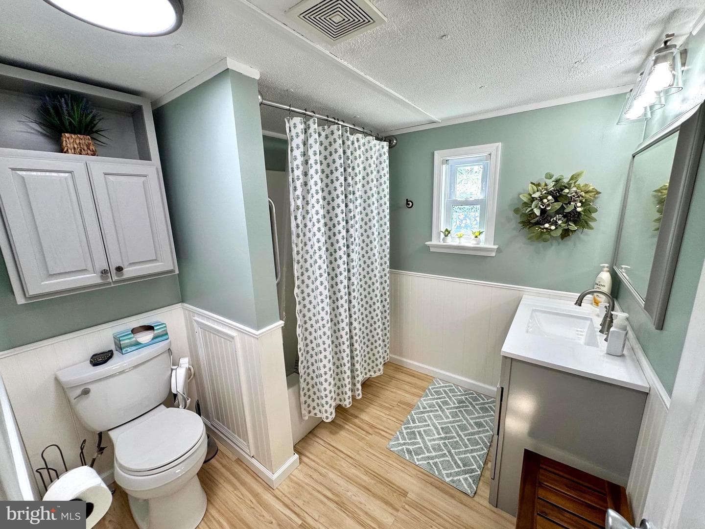 256 Hickory Street photo 39