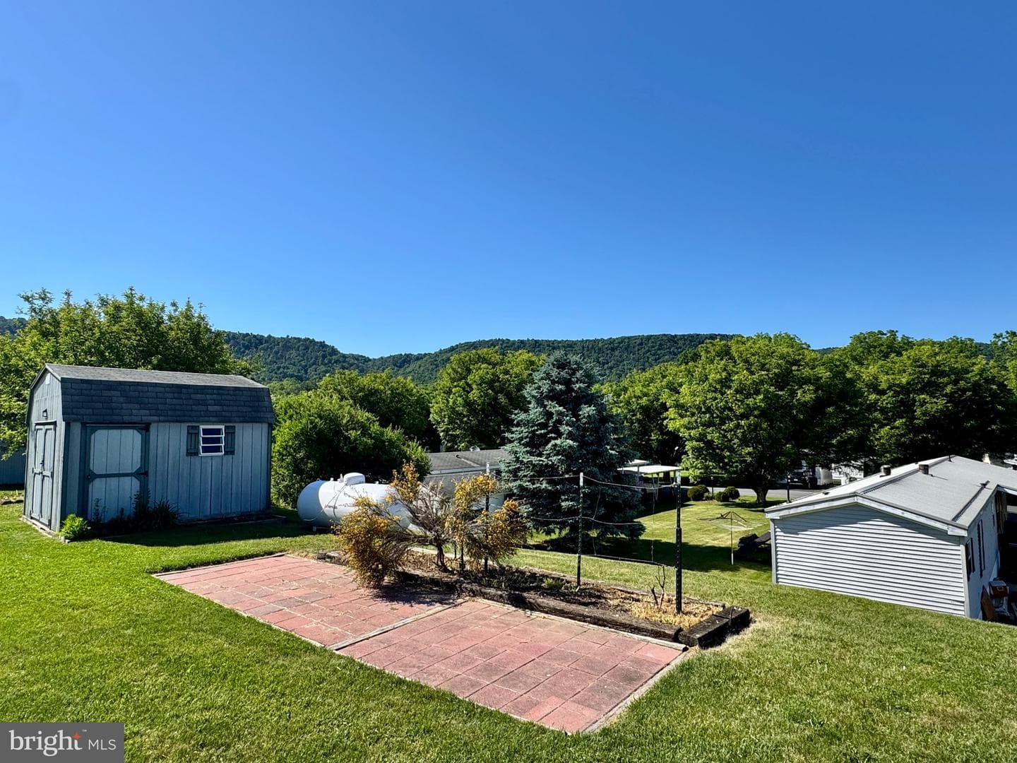 256 Hickory Street photo 53