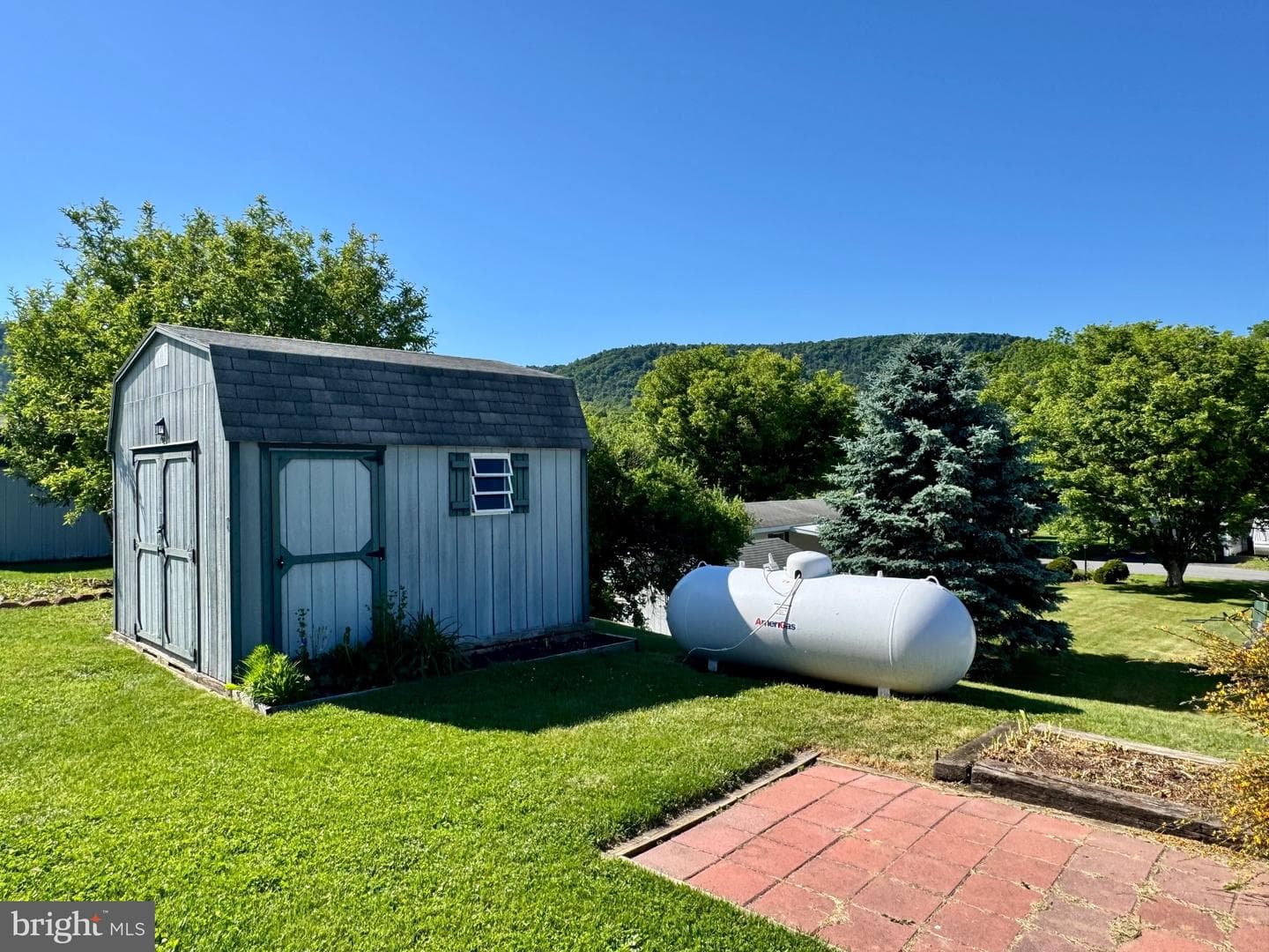 256 Hickory Street photo 54