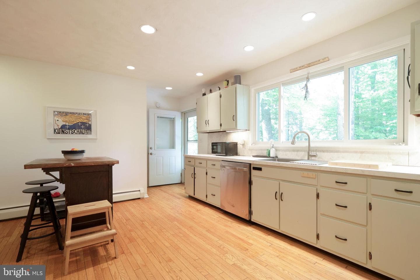224 Oakley Drive photo 20