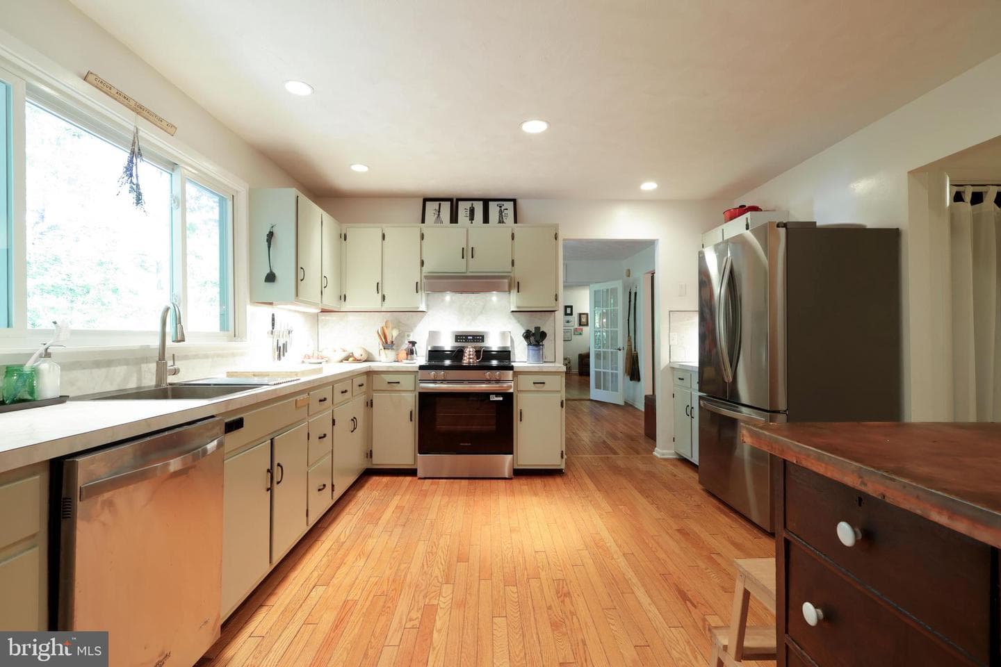 224 Oakley Drive photo 24