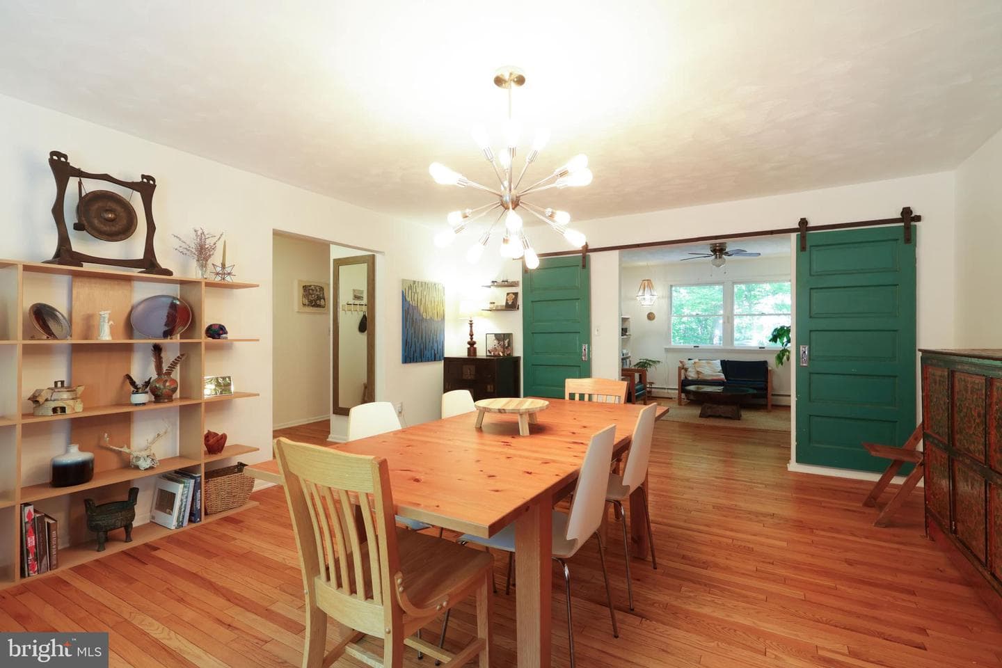 224 Oakley Drive photo 6