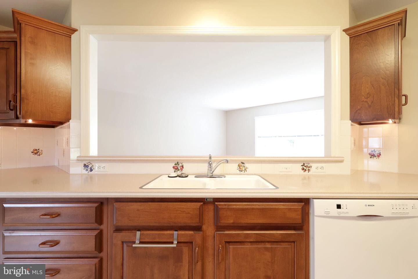 1110 E Springfield Drive photo 25