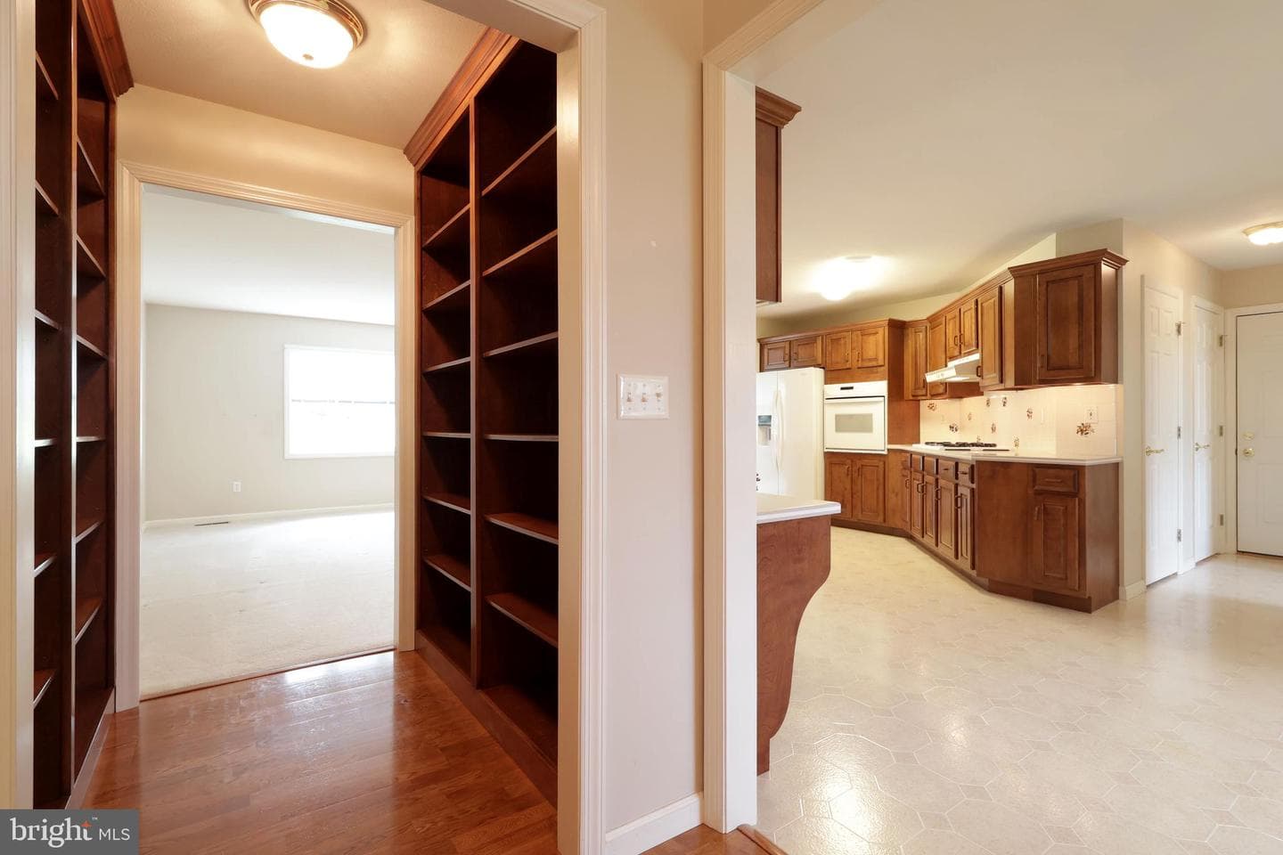 1110 E Springfield Drive photo 34