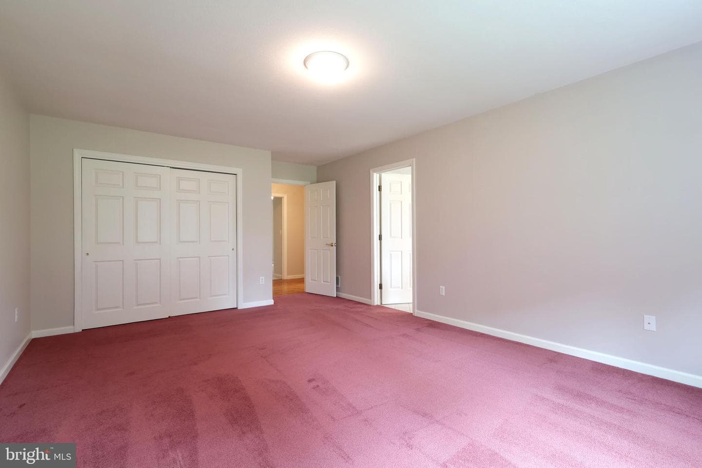 1110 E Springfield Drive photo 38