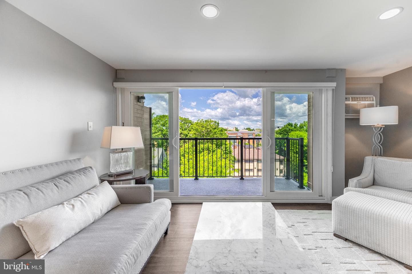 200 Highland Avenue Avenue #611 photo 23