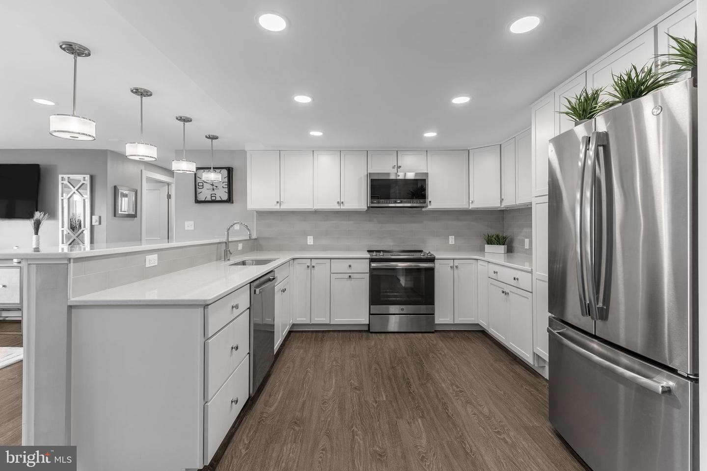 200 Highland Avenue Avenue #611 photo 9