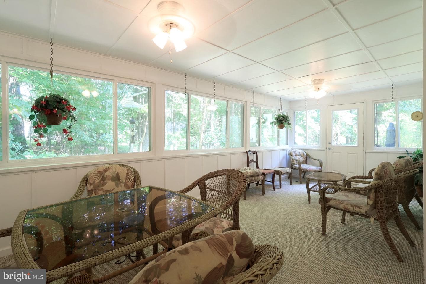 593 Devonshire Drive photo 21