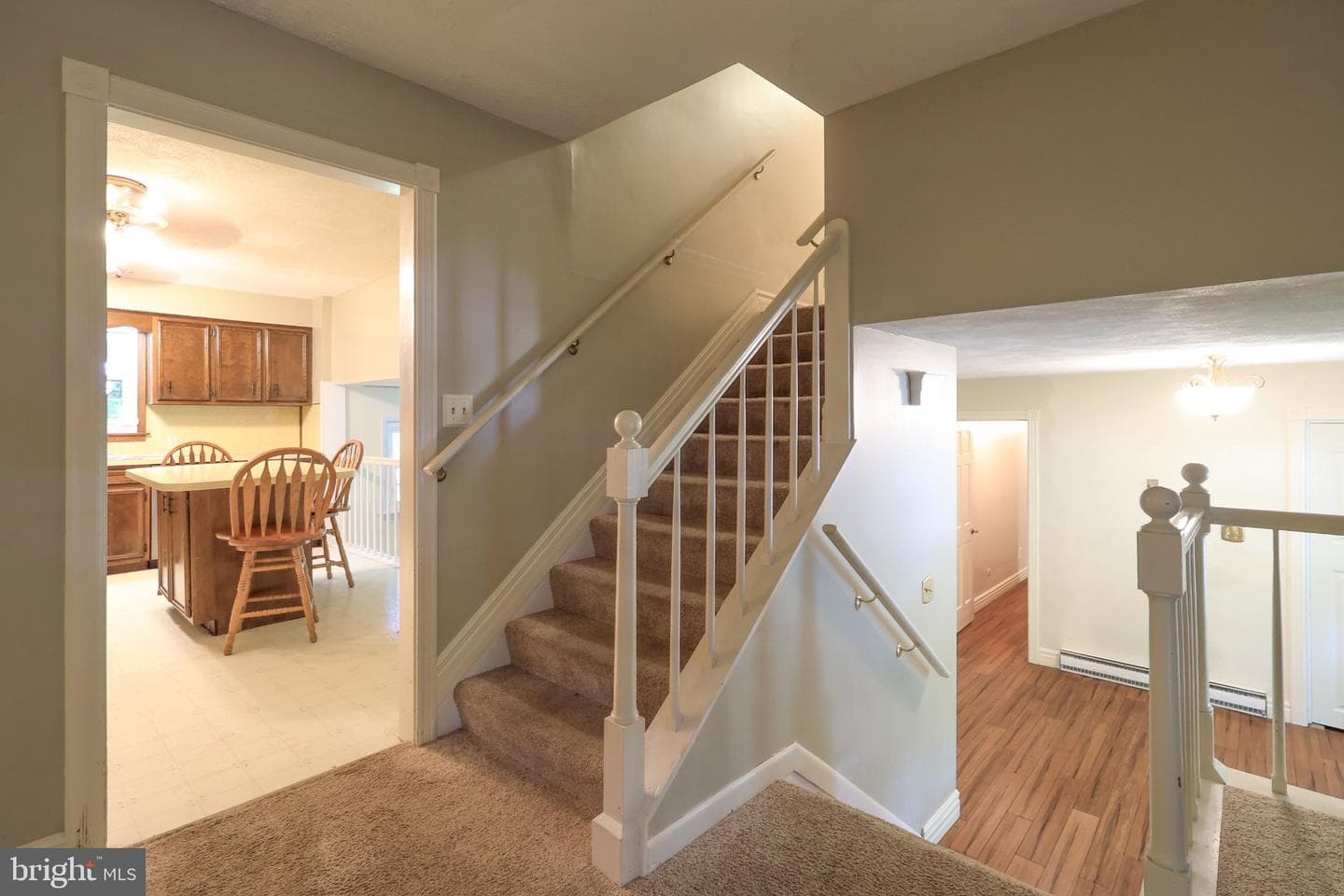 593 Devonshire Drive photo 27