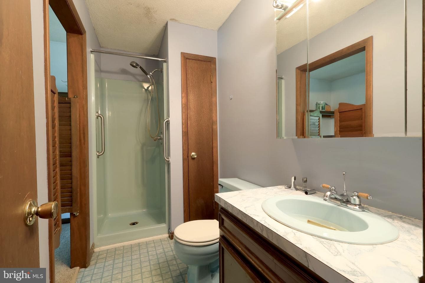593 Devonshire Drive photo 31