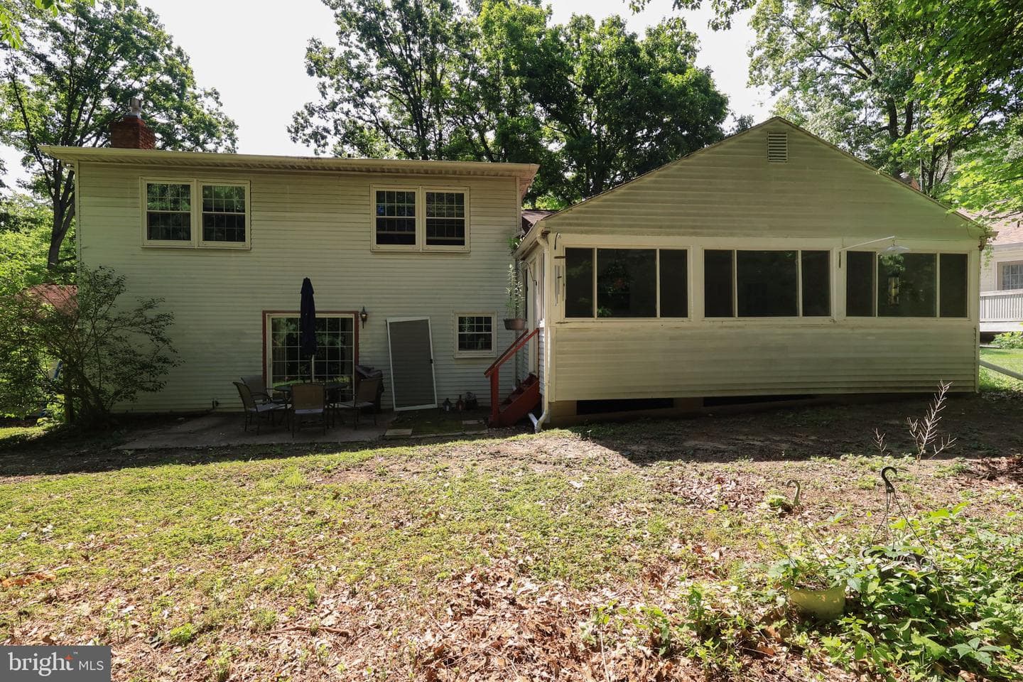593 Devonshire Drive photo 41