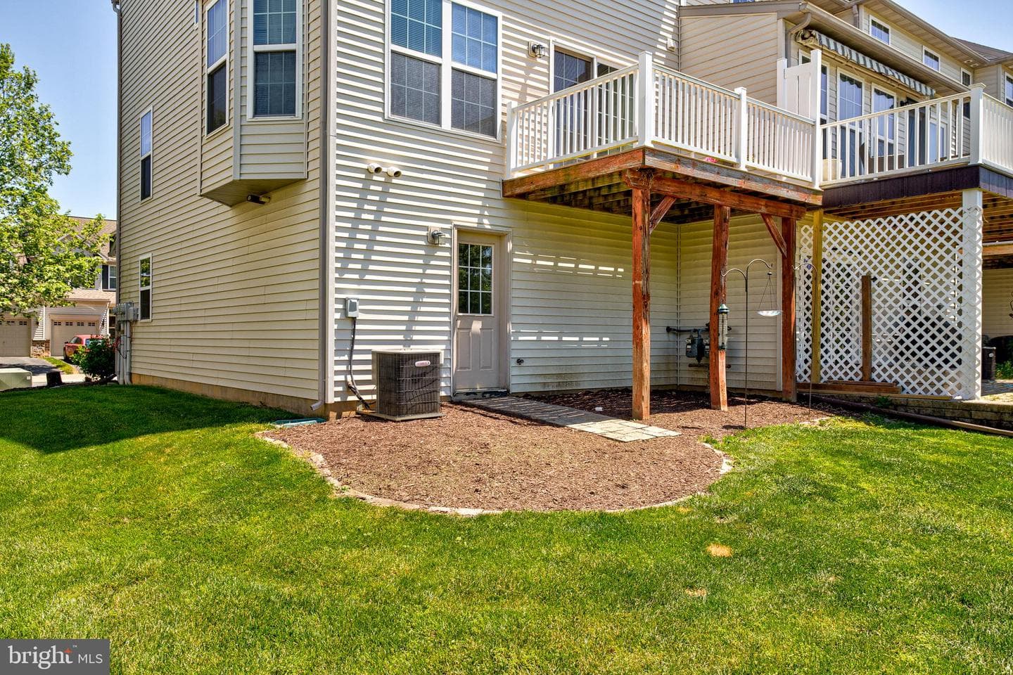 137 Dorchester Lane photo 28