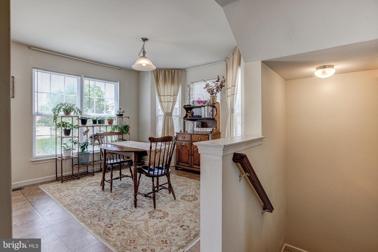 137 Dorchester Lane photo 6