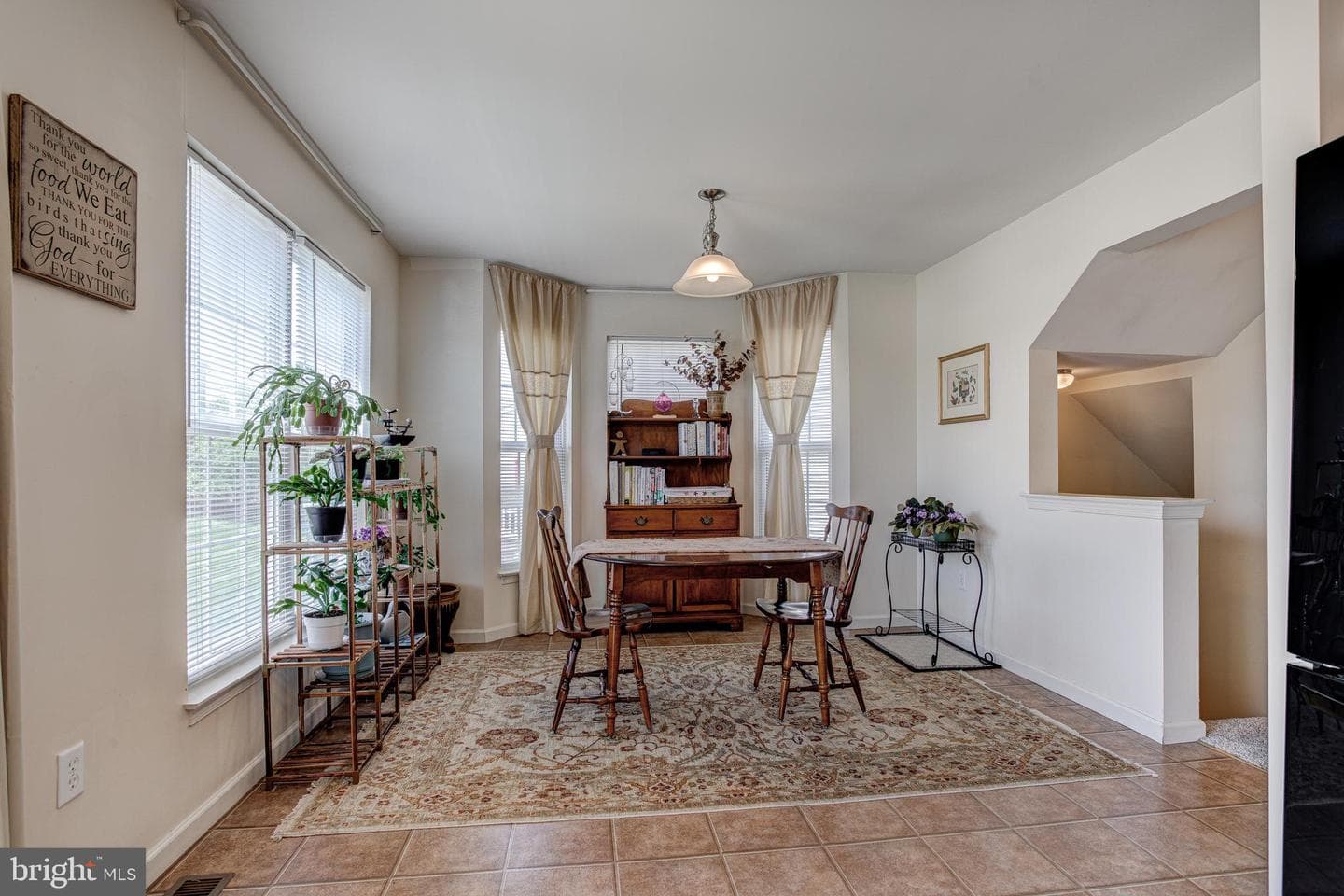 137 Dorchester Lane photo 7