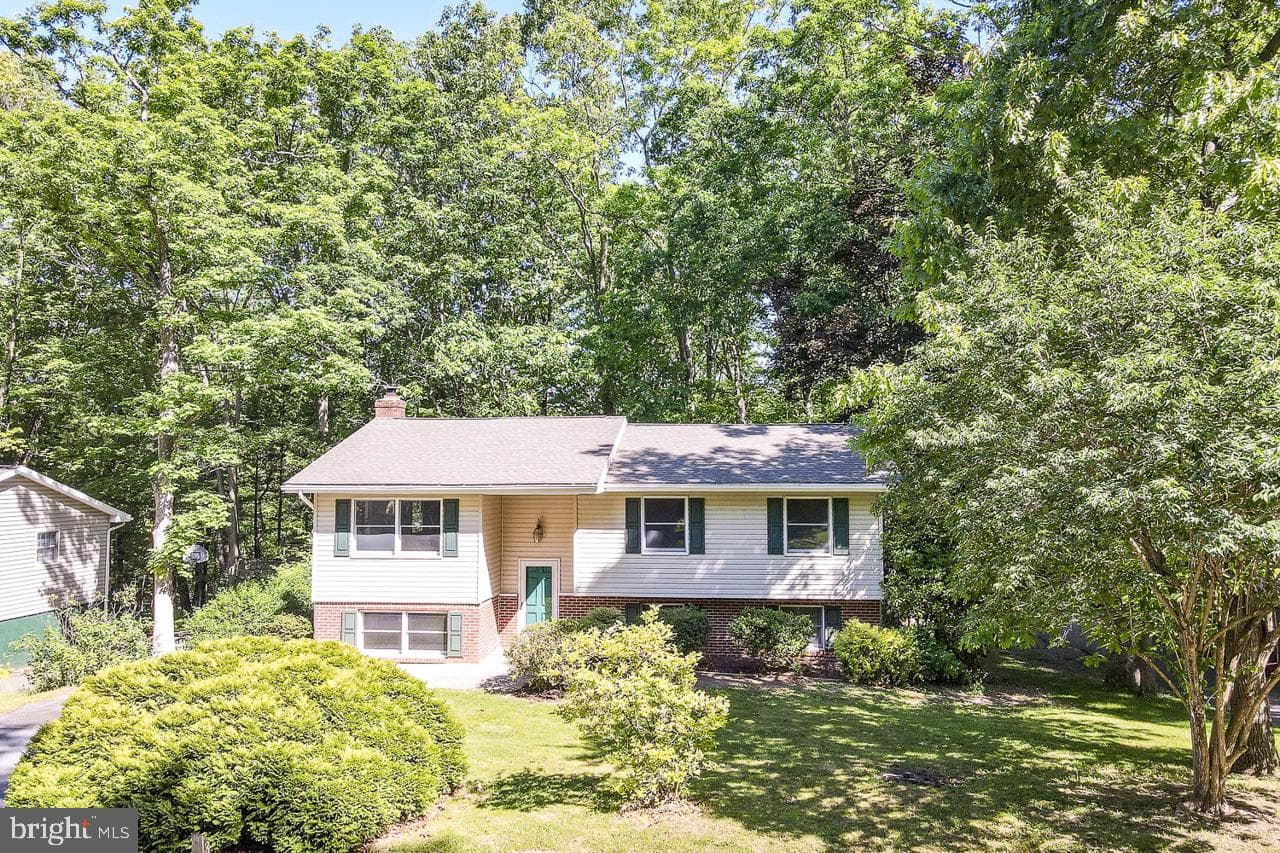 326 Oakley Drive, State College