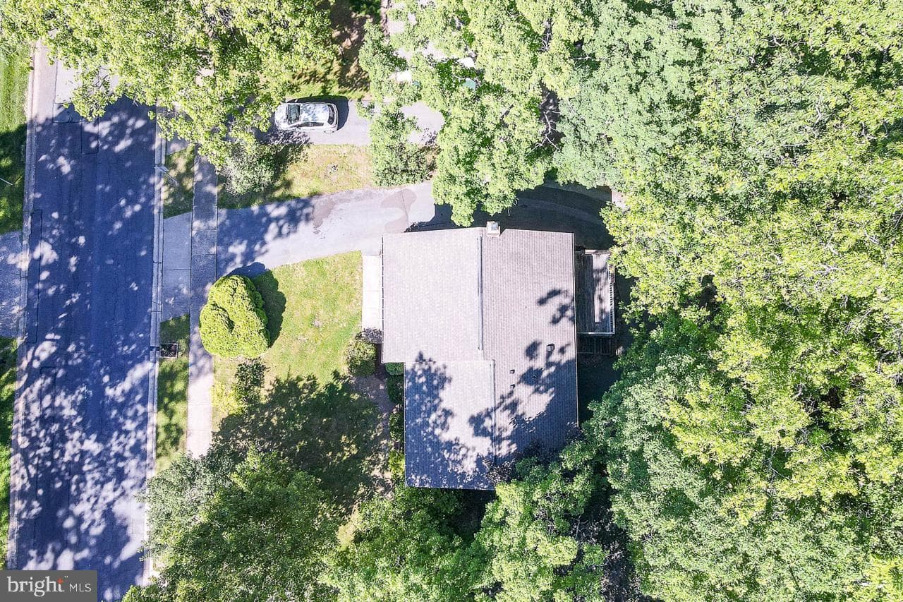 326 Oakley Drive photo 5