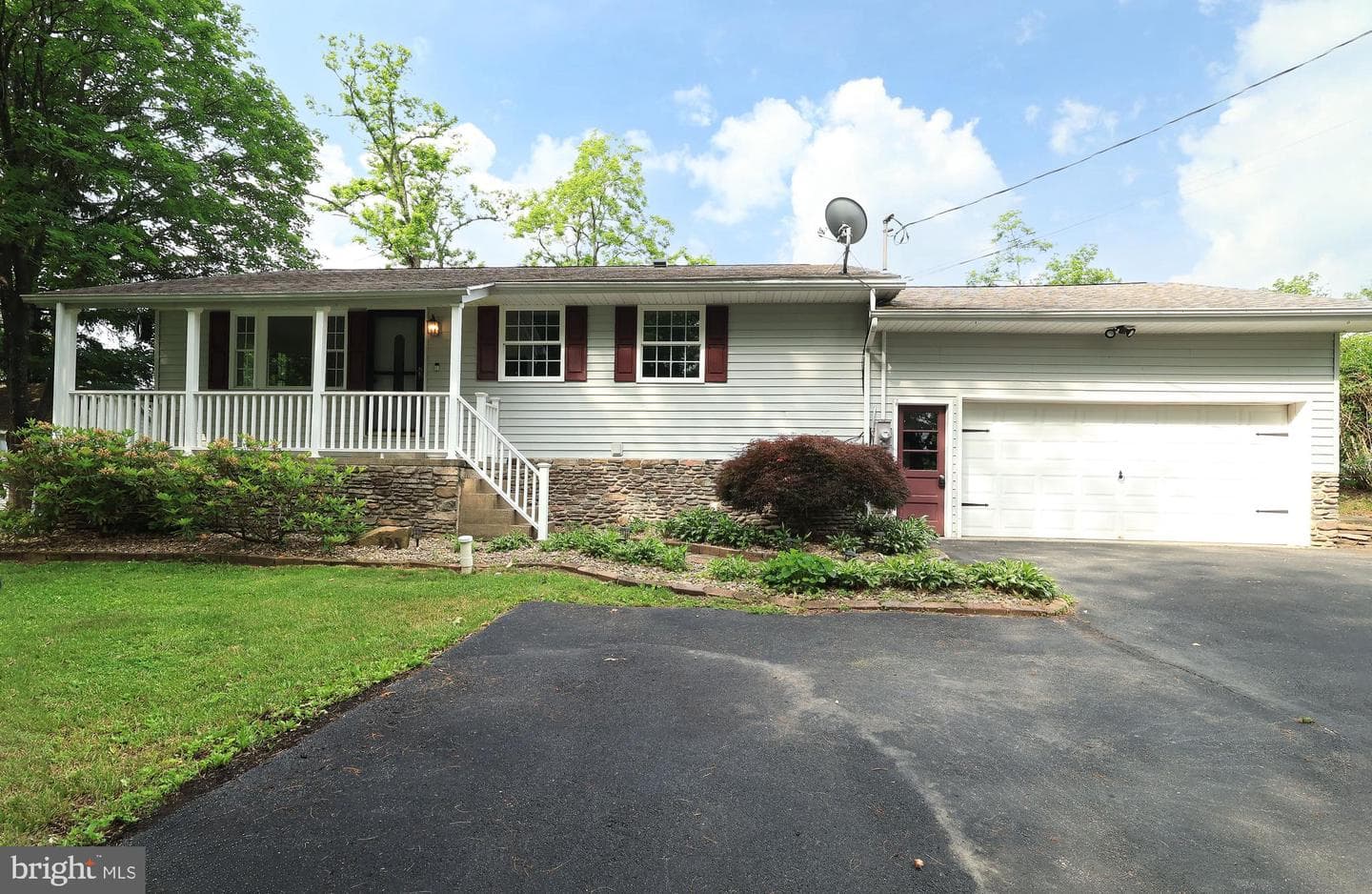 125 Lyonstown Rd, Bellefonte