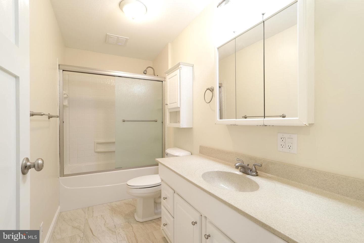 125 Lyonstown Road photo 22