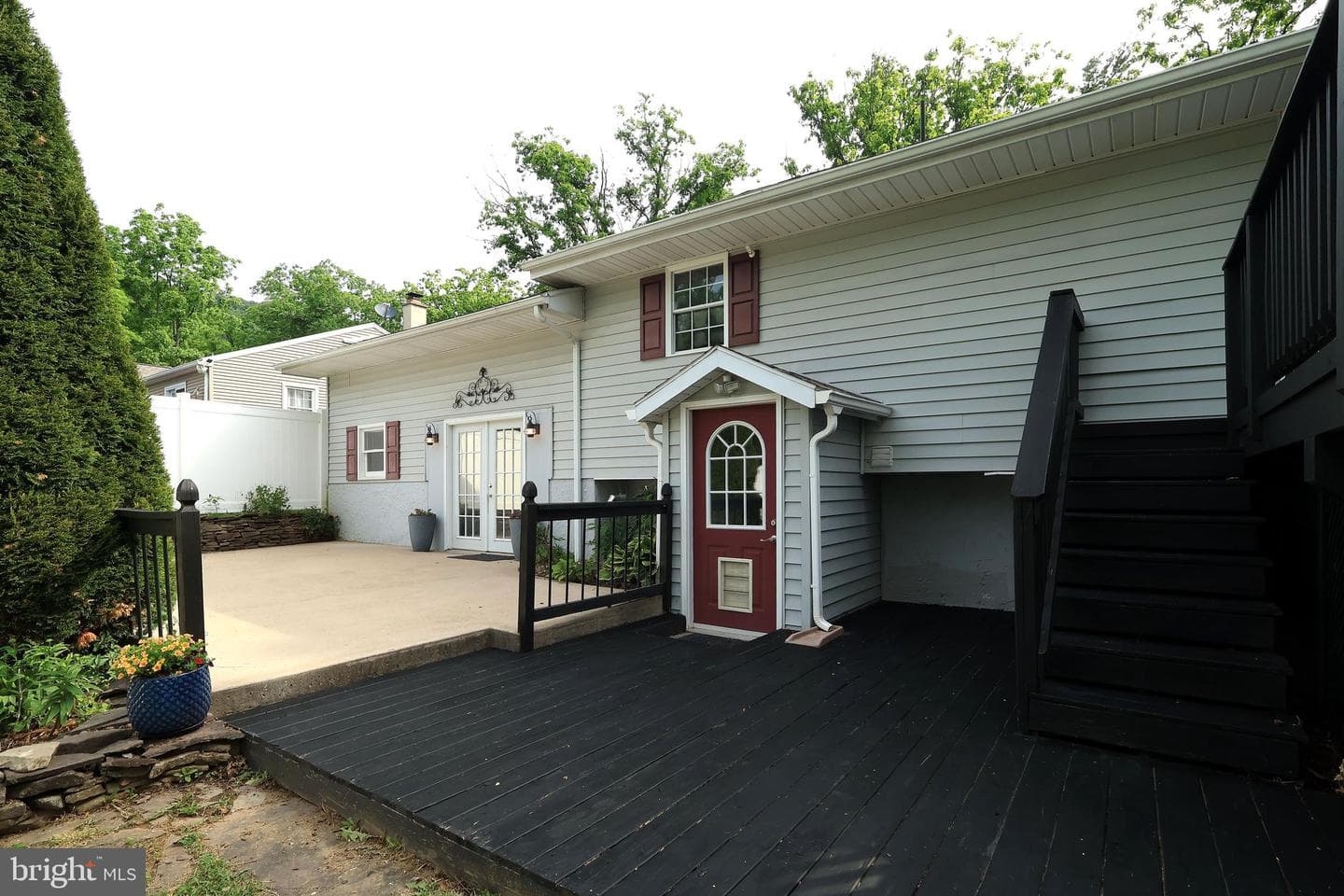 125 Lyonstown Road photo 63