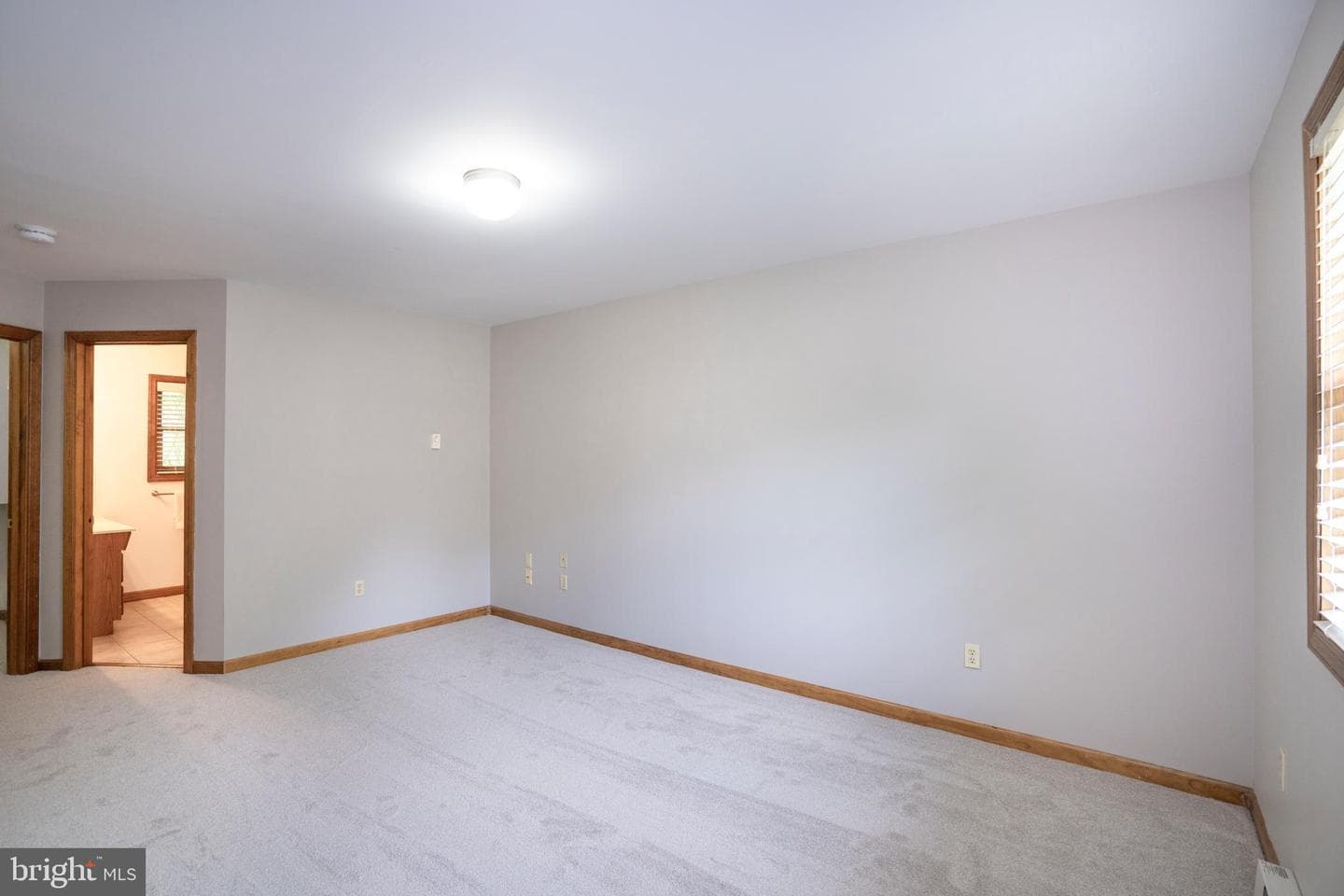 655 Berkshire Drive photo 33