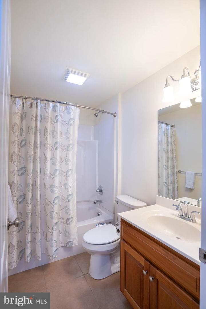 171 Indian Hill Road photo 57