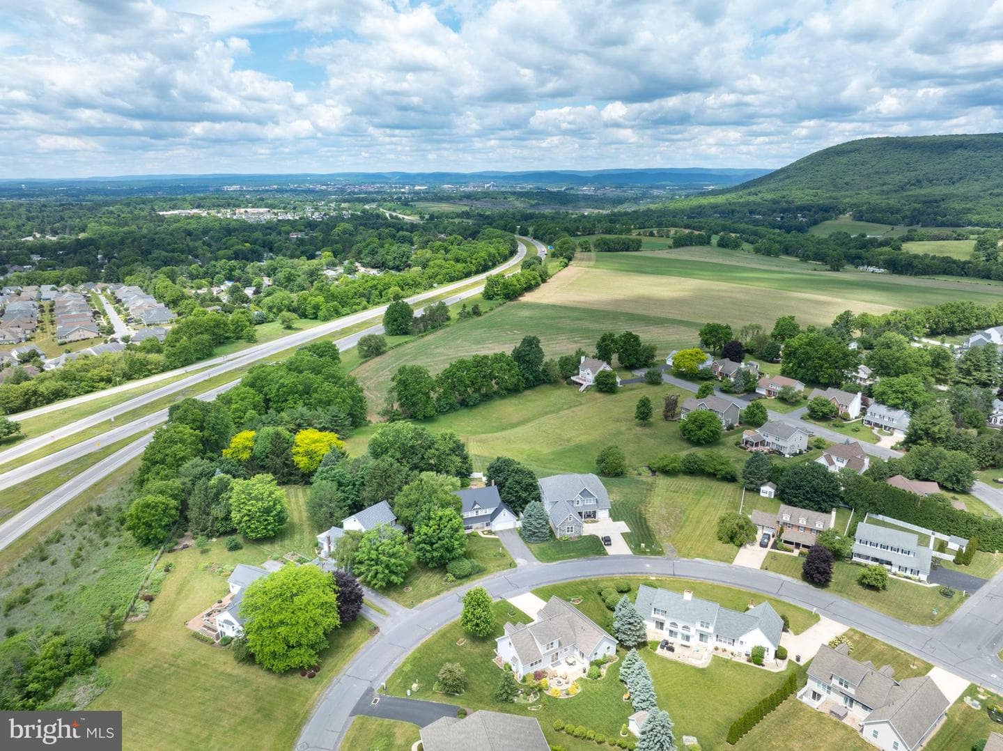 171 Indian Hill Road photo 69