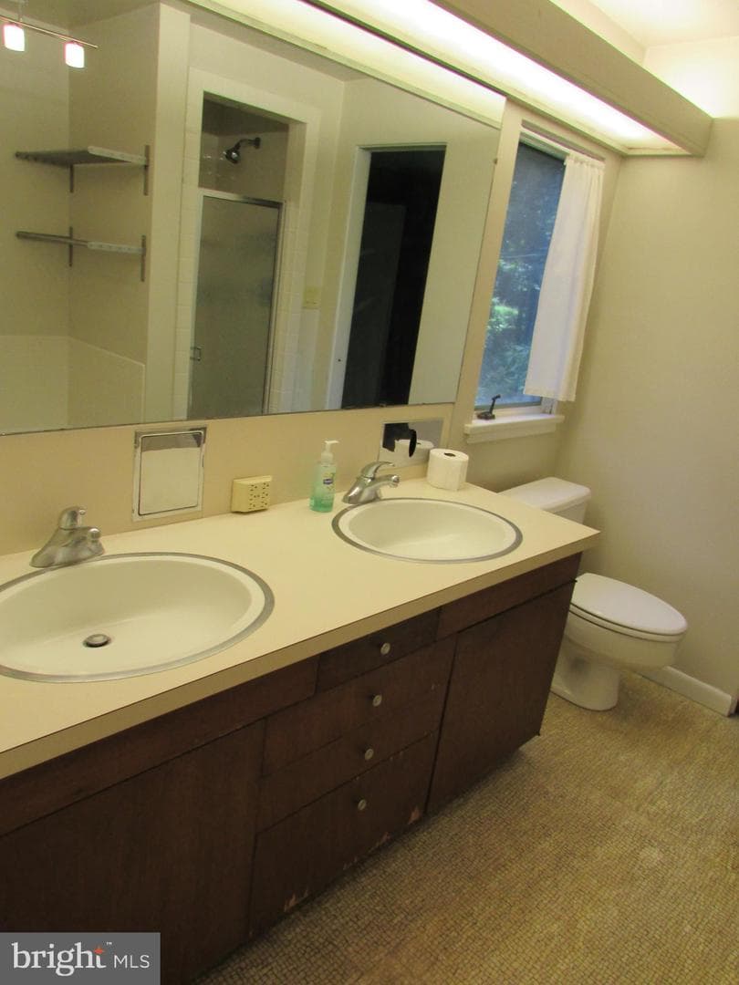 200 Tall Oaks Drive photo 33