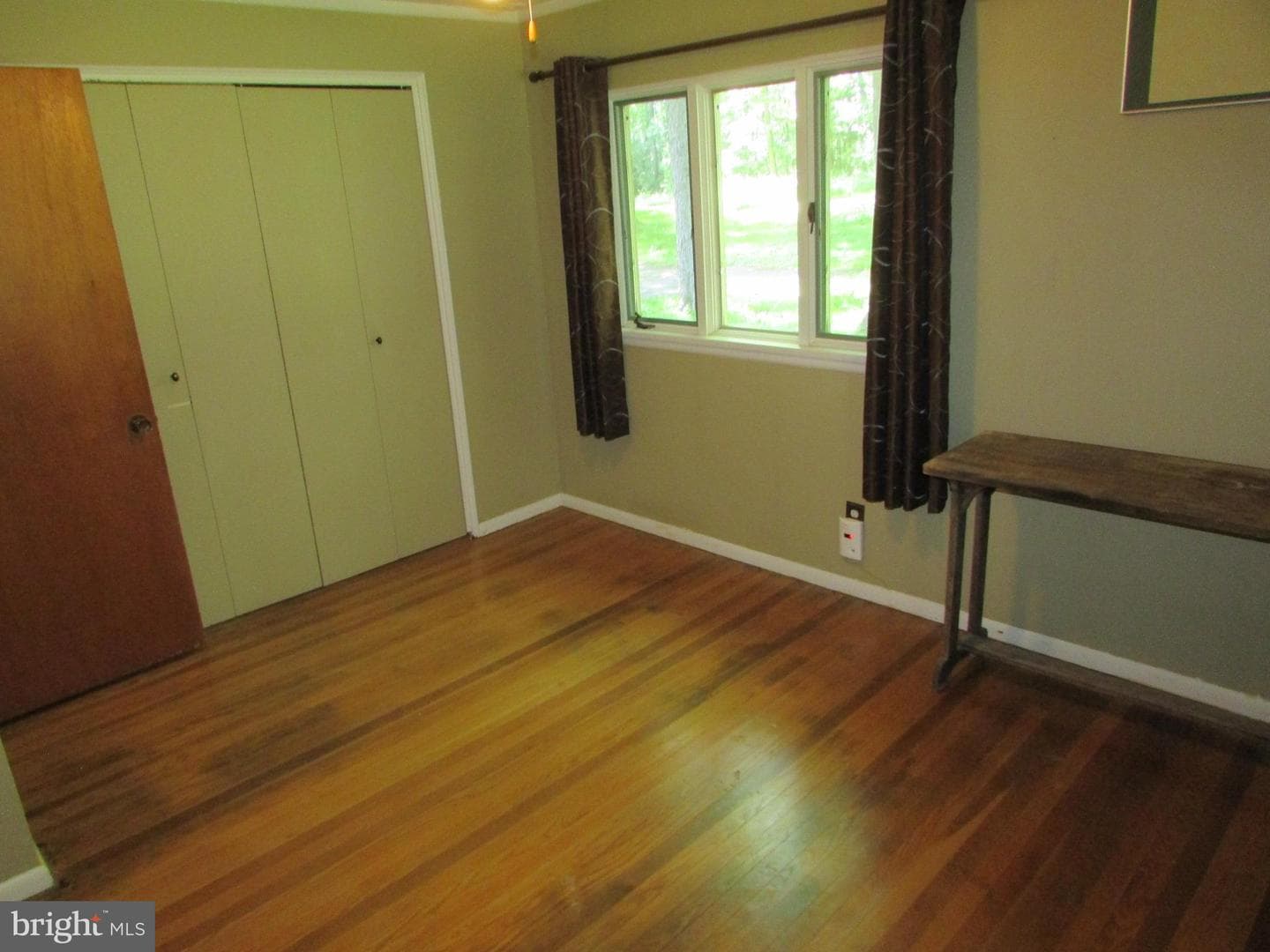 200 Tall Oaks Drive photo 38
