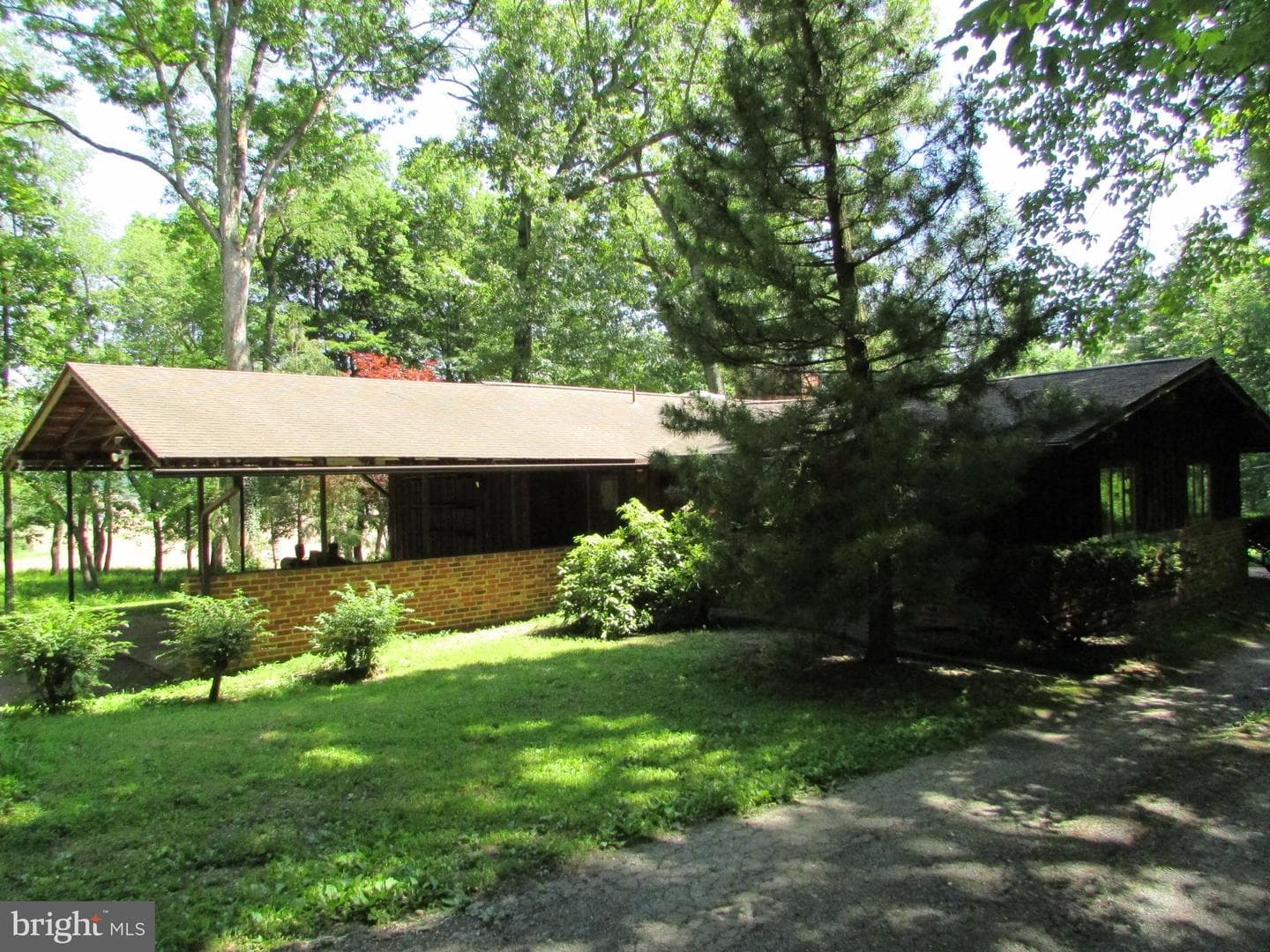 200 Tall Oaks Drive photo 8
