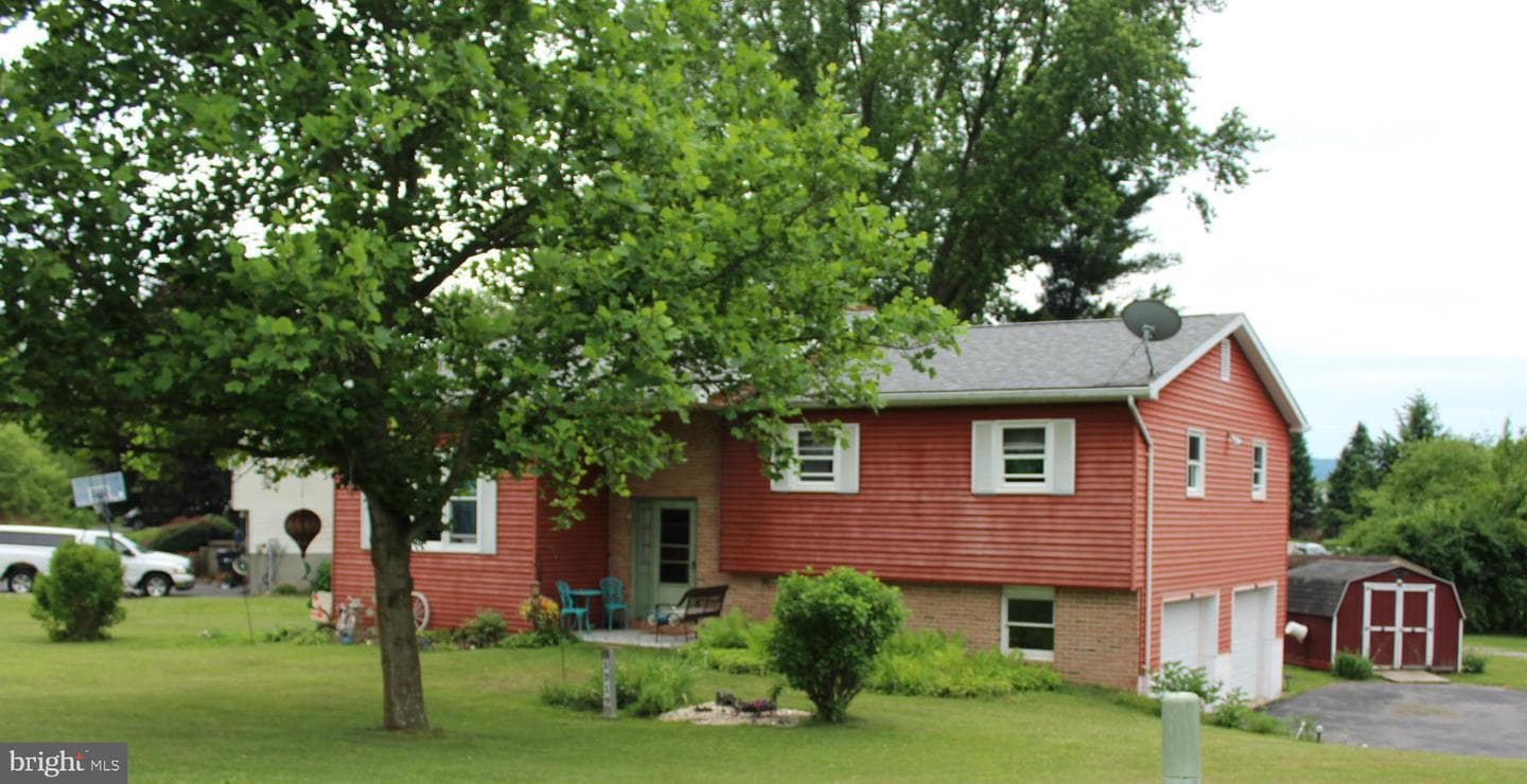 1219 Blue Spruce Drive, Bellefonte