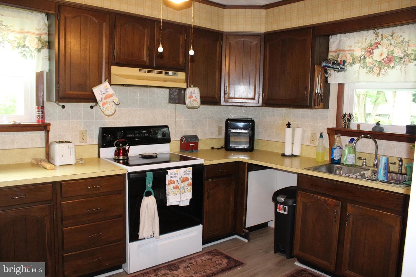 1219 Blue Spruce Drive photo 13