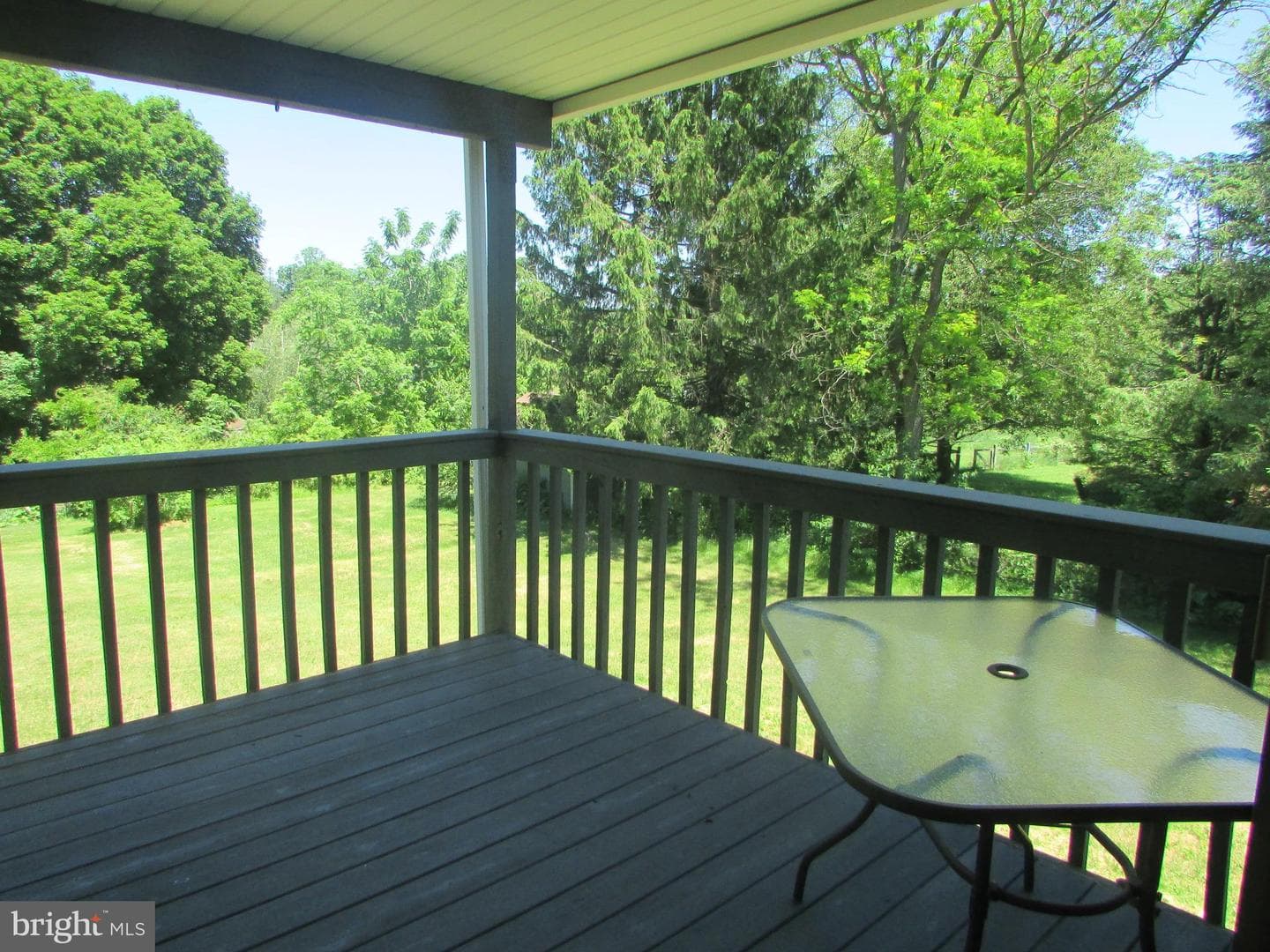 404 Beaverbrook Drive photo 19