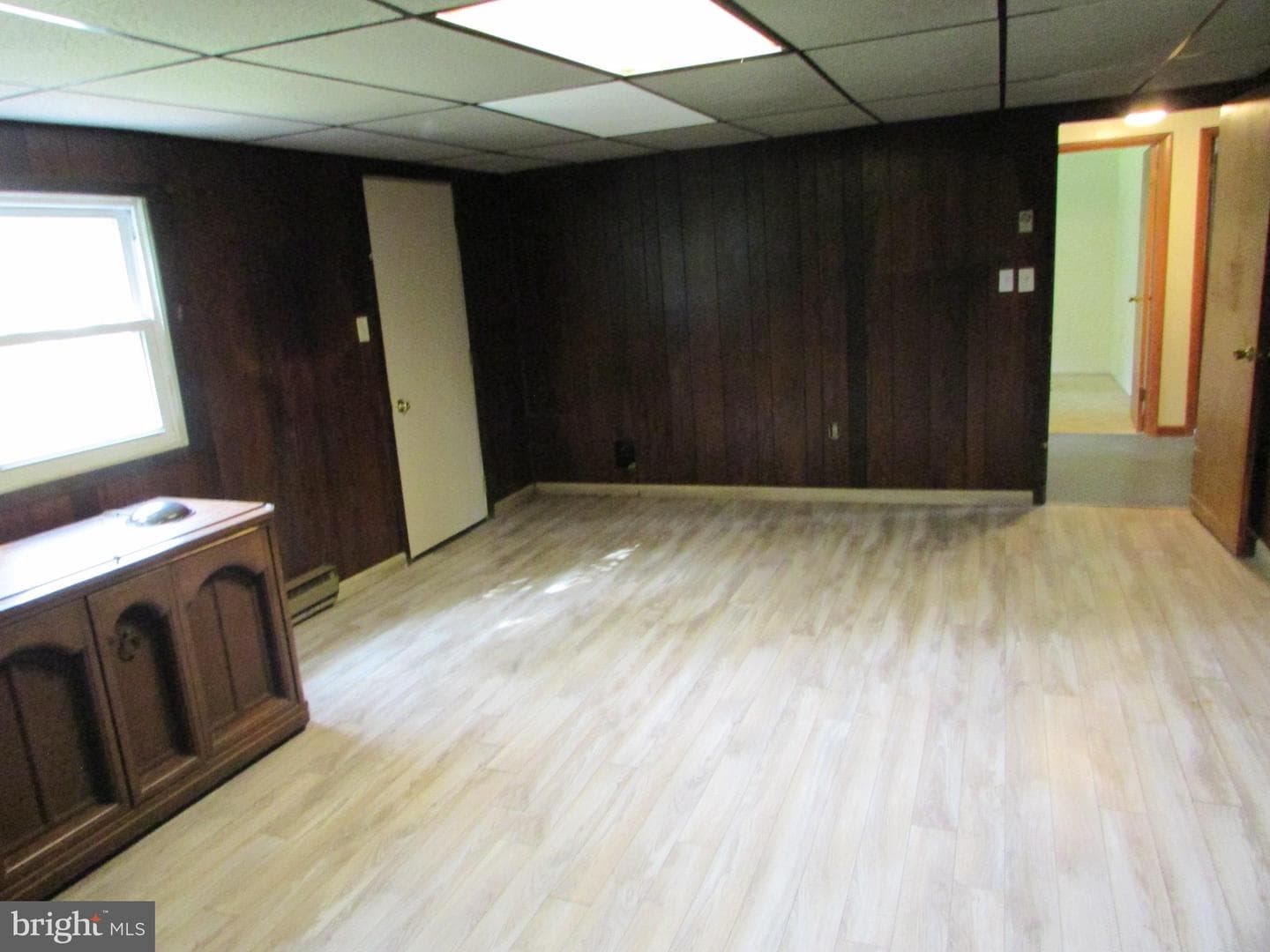 404 Beaverbrook Drive photo 43