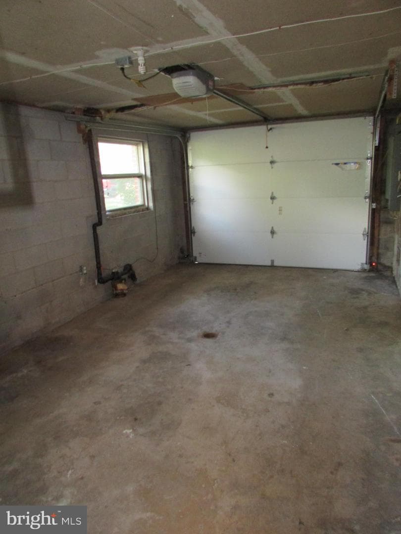 404 Beaverbrook Drive photo 51